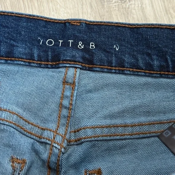 Mott & Bow Slim Straight Boyfriend Jeans | Medium Dark Blue | 29 - Picture 5 of 8